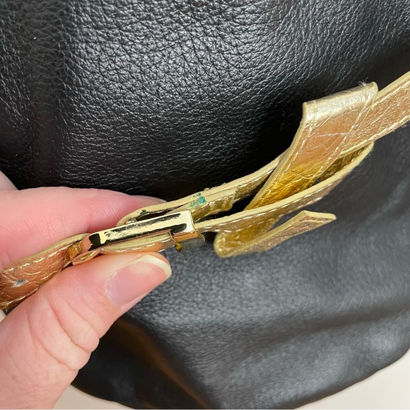 Patti Hansen Hung On U Black & Gold Sling Bag - Picture 4 of 9